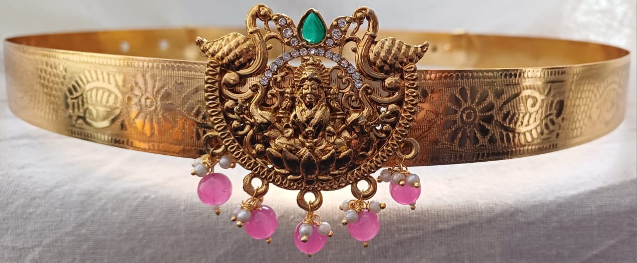 ✨ Premium Lakshmi Vaddanam – Traditional Temple Design