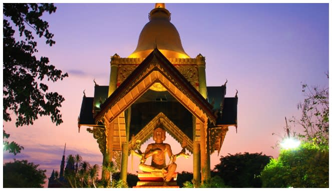 10 Tempat Wisata di Surabaya yang Seru & Asik 7 Tempat Wisata di Surabaya