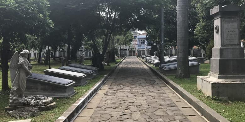 7 Tempat Angker di Jakarta 4 7 Tempat yang Terkenal Angker di Jakarta