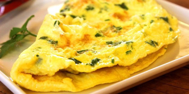 Resep Sayur Sop Ayam & Telur Dadar Daun Bawang Resep Sayur Sop Ayam dan Telur Dadar Daun Bawang