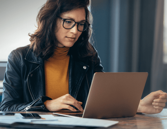 block woman laptop block woman laptop