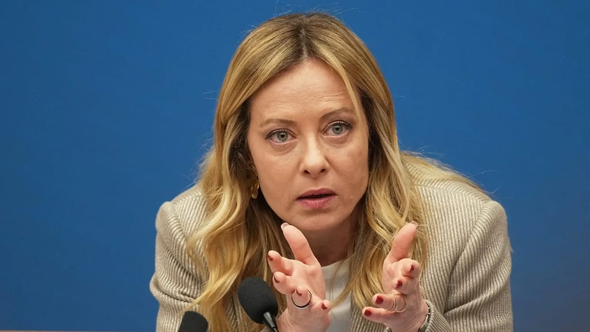 Meloni: Artan inflyasiya Aİ ölkələrini milyardlarla əlavə xərcə məcbur edir