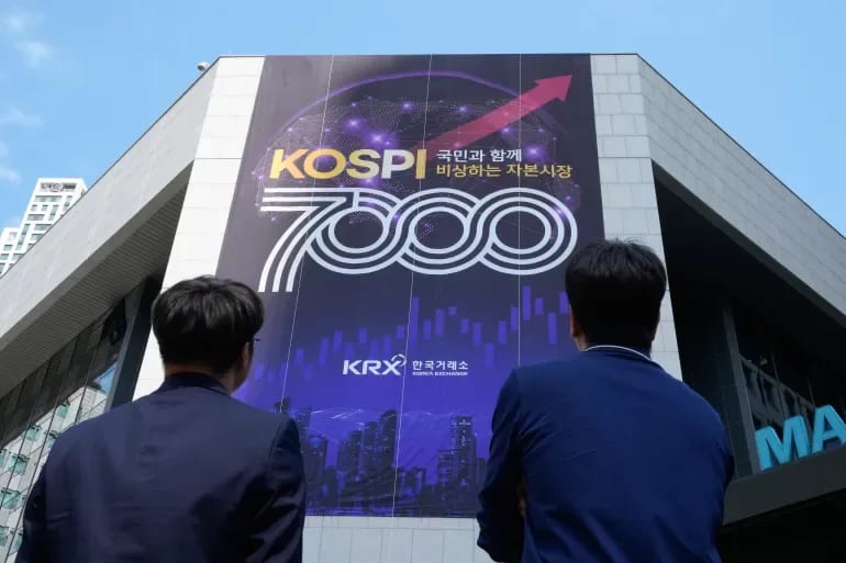 Cənubi Koreyanın Kospi indeksi 7,4% ucuzlaşıb: investorları süni intellekt bazarı ilə bağlı narahatlıqlar düşündürür