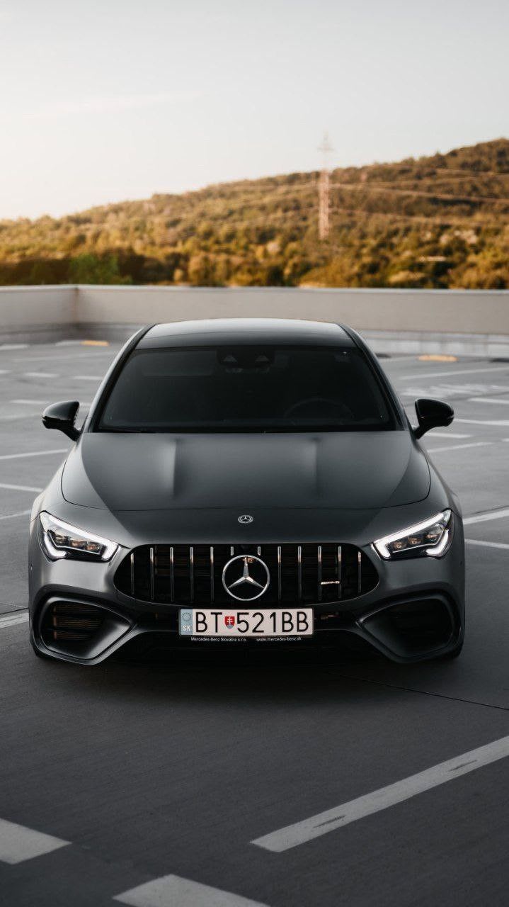 Mercedes-Benz-in mənfəət gözləntiləri kəskin azalıb