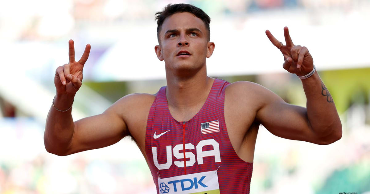 Devon Allen Training to Be the Fastest on the Track and on Eagles