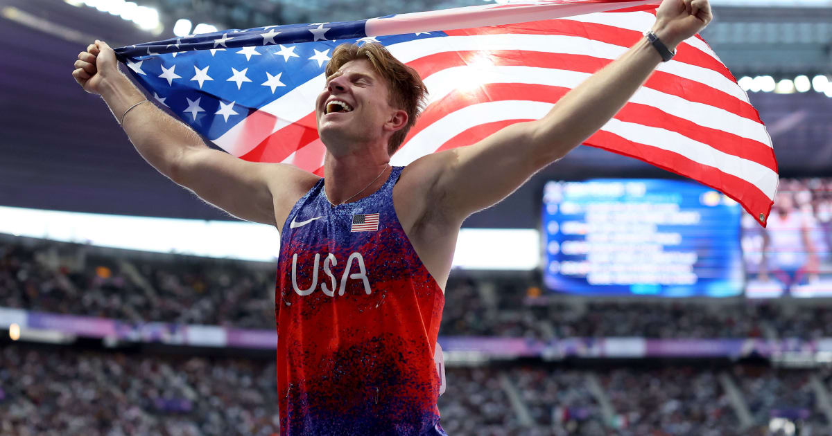 Équipe USA | Hunter Woodhall remporte la médaille d’or paralympique insaisissable grâce à une course courageuse de 400 mètres et fait équipe avec Tatyana McFadden pour le bronze du relais universel