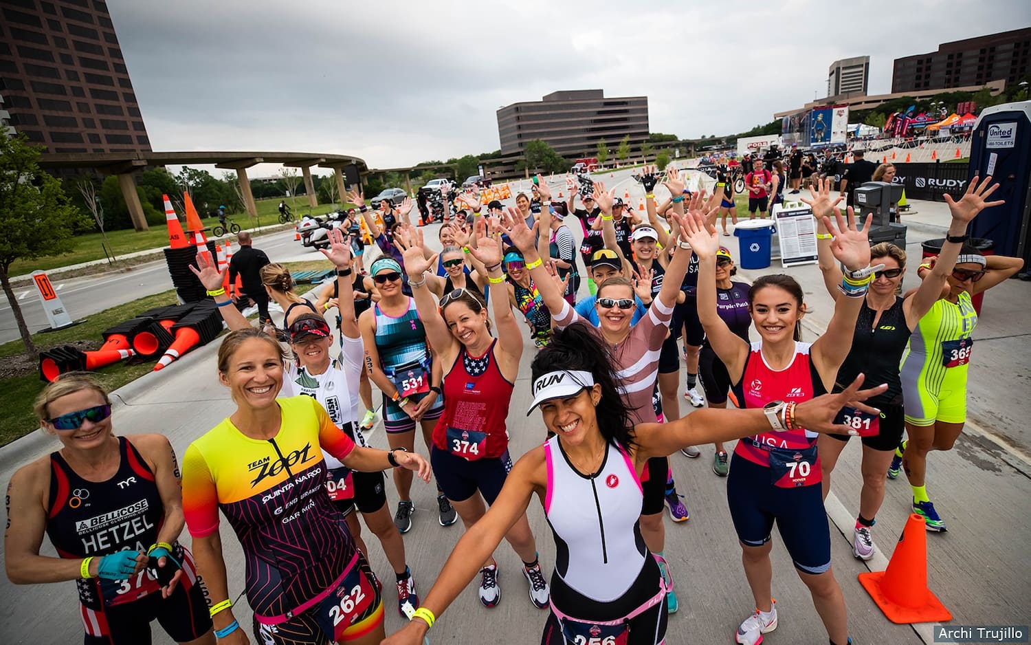 women smiling and lined up at the start of the duathlon national championships race