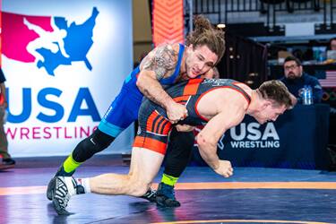 Ben Provisor scores a takedown in the Senior Nationals finals