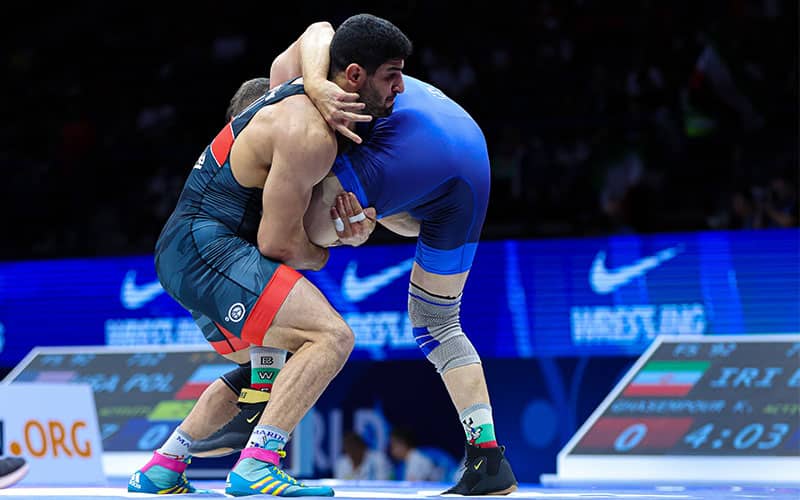 Kamran Ghasempour (Iran) on a single leg takedown