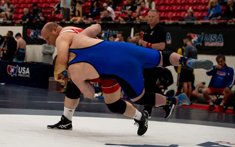 Brian Jones of Las Vegas WC nails a headlock at 130 kg in Div. E in Masters Greco-Roman Nationals