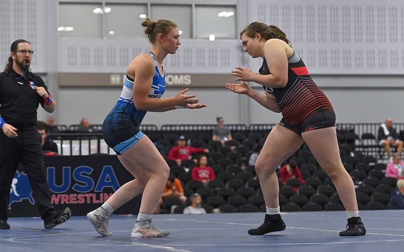 Jael Miller (Pennsylvania Blue) battles Aurellia Ramos (Utah) in Junior Women's Greco-Roman National Duals.