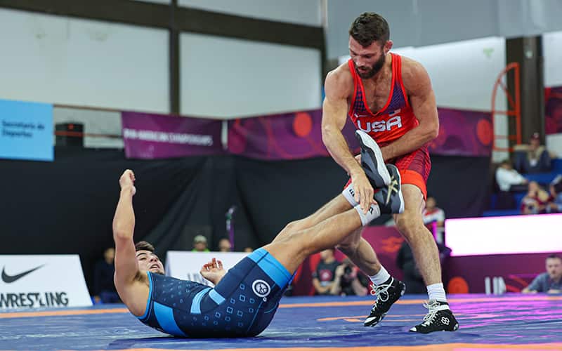 Thomas Gilman finishes a leg lace at the 2023 Pan-American Championships in Buenos Aires, Argentina. (Kadir Caliskan/United World Wrestling)