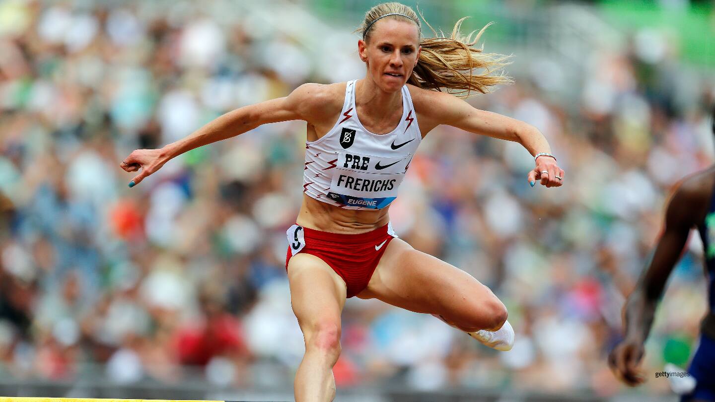 Courtney Frerichs takes silver in steeplechase at Tokyo Olympics