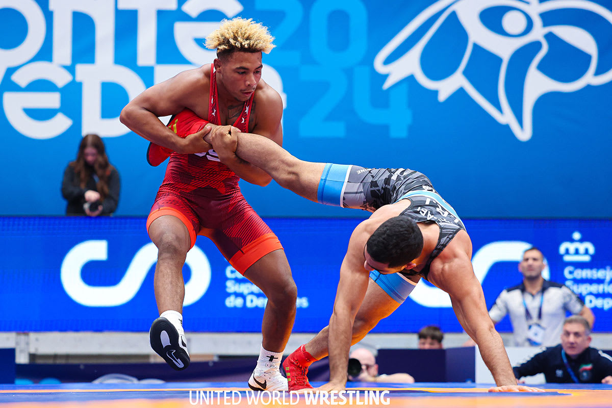 reidan_collage　0925 2022 Bowman Chrome Black & White RAYWAVE REFRACTOR Yerlin Confidan