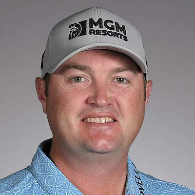 Karmen Isauraning quli Uysizlar bilan mast porno