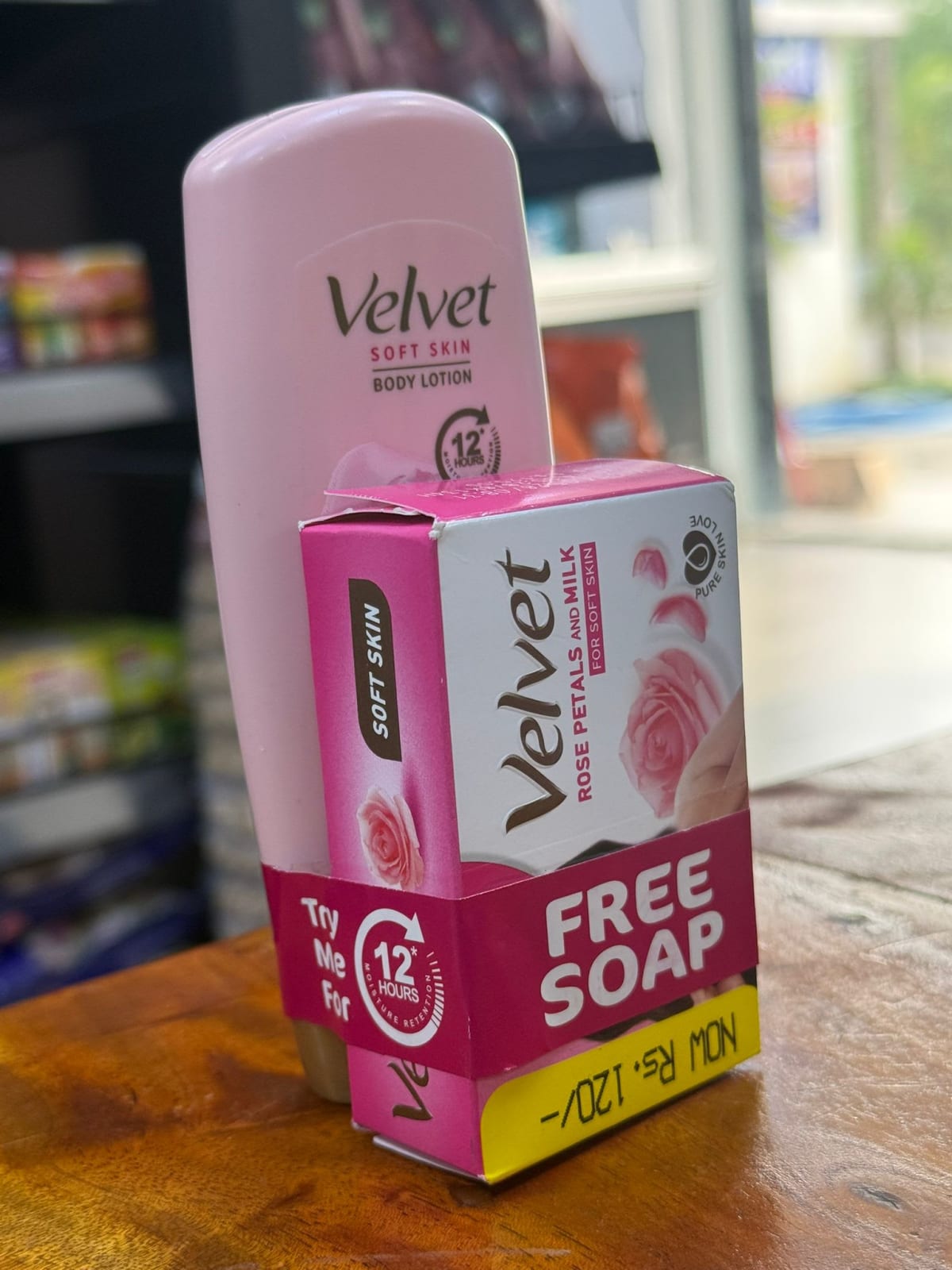 Velvet Body Lotion All Day Fresh 100ml + Free Soap