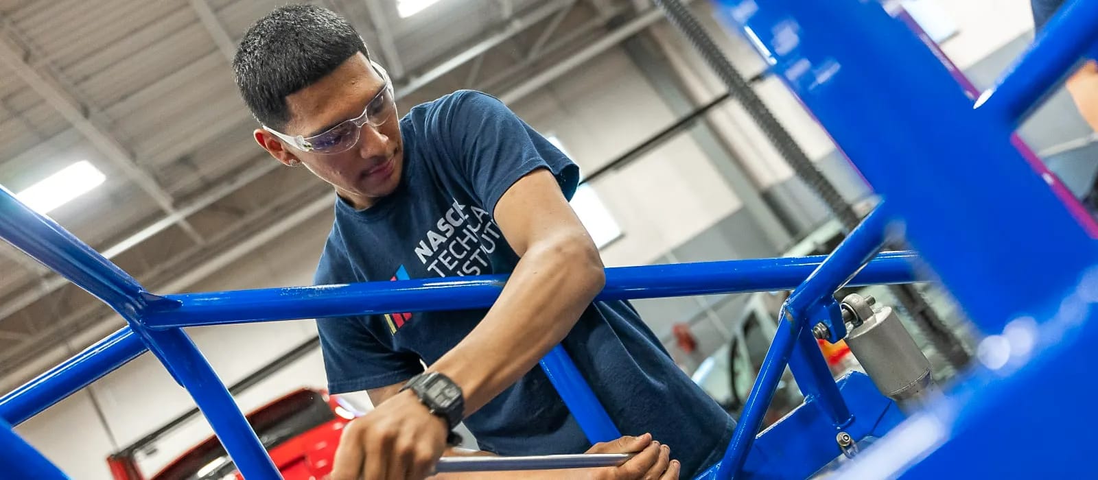 Automotive Technician Salary in the U.S. A 2024 Guide UTI