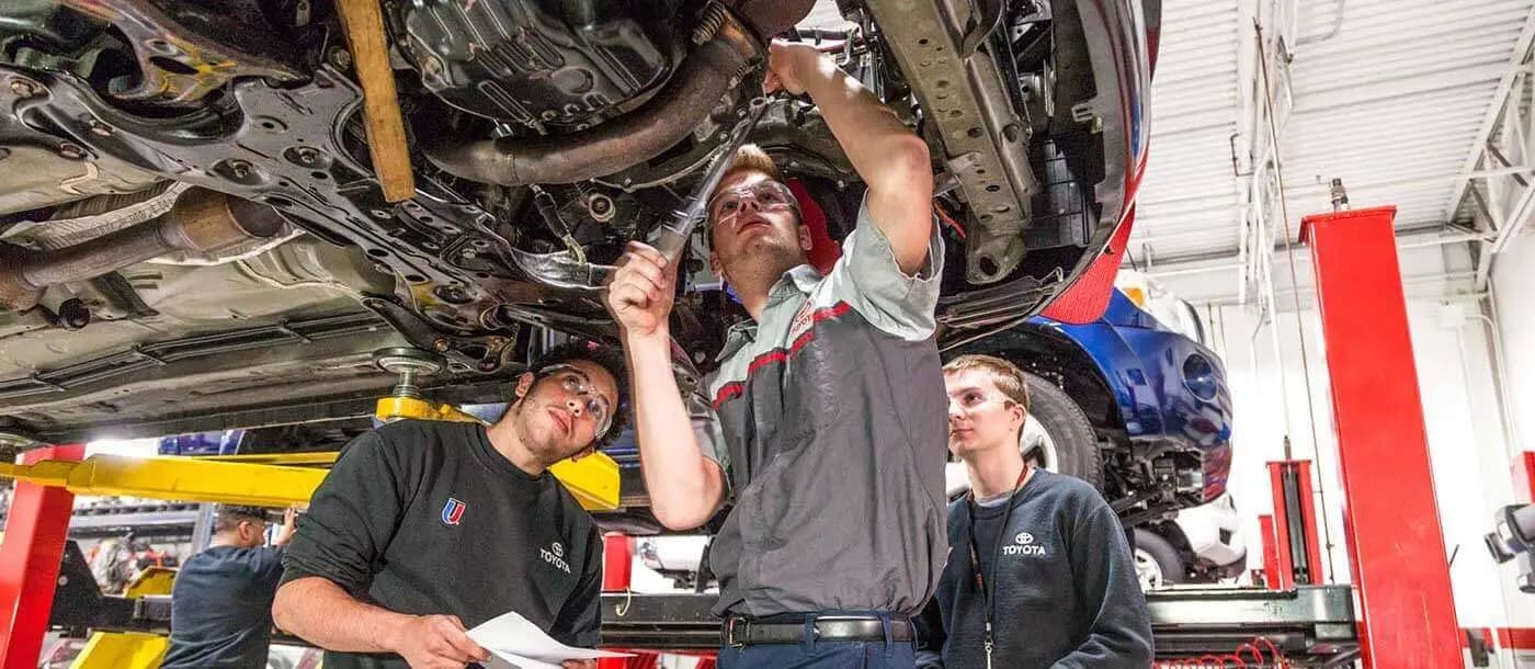 How Long Does It Take to Become an Automotive Mechanic?
