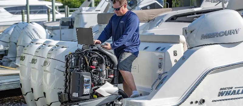 How To Become a Marina Manager