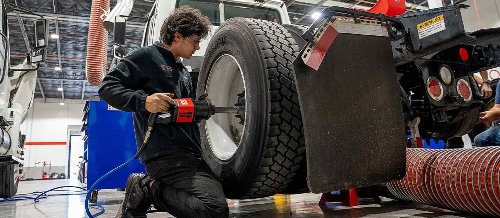 START DIESEL MECHANIC TRAINING JOURNEY NEAR COSTA MESA, CALIFORNIA