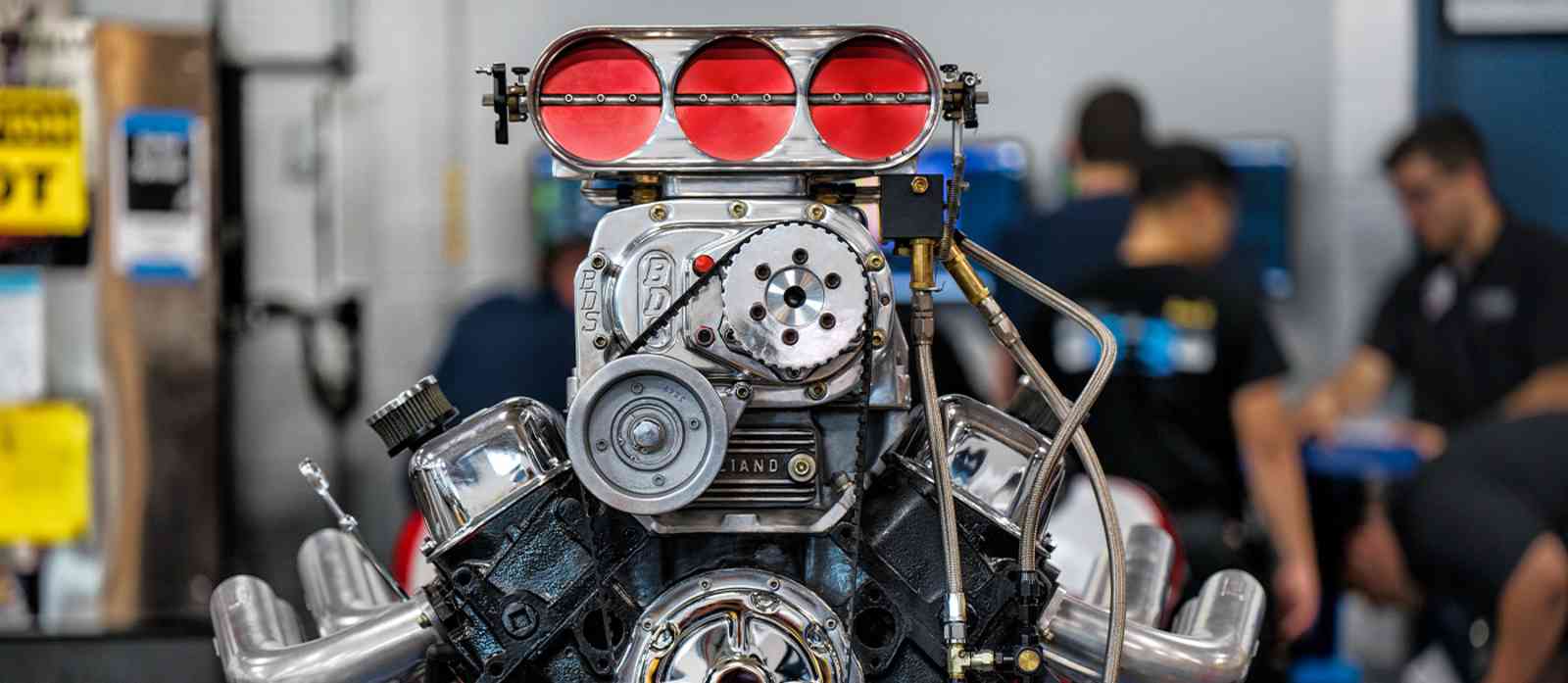 TRAIN FOR A SKILLED CAREER AT A TRADE SCHOOL NEAR NAPERVILLE, ILLINOIS