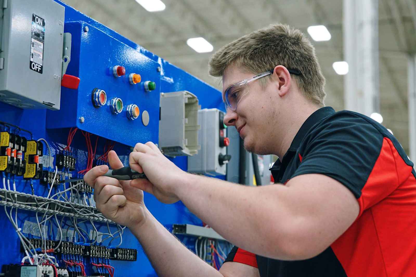 INDUSTRIAL MAINTENANCE COURSES FOR TECHNICIAN TRAINING