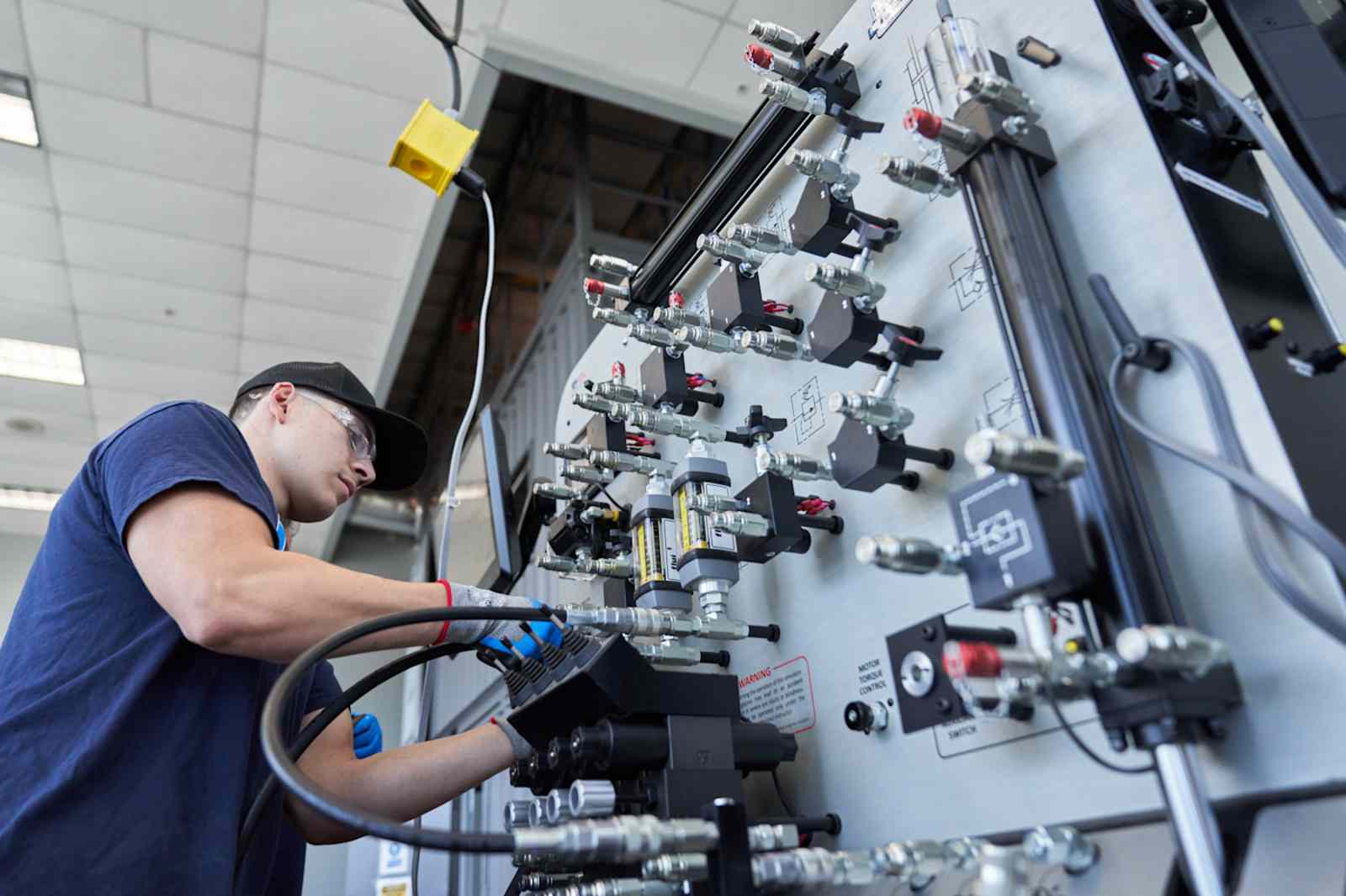 ELECTRICAL & INDUSTRIAL MAINTENANCE SCHOOL IN EXTON, PENNSYLVANIA