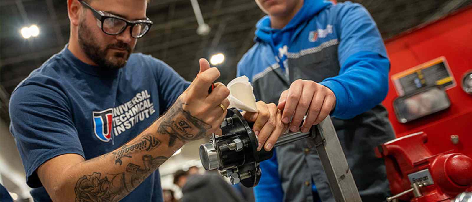 EXPLORE TRADE SCHOOL OPTIONS NEAR JOLIET, ILLINOIS