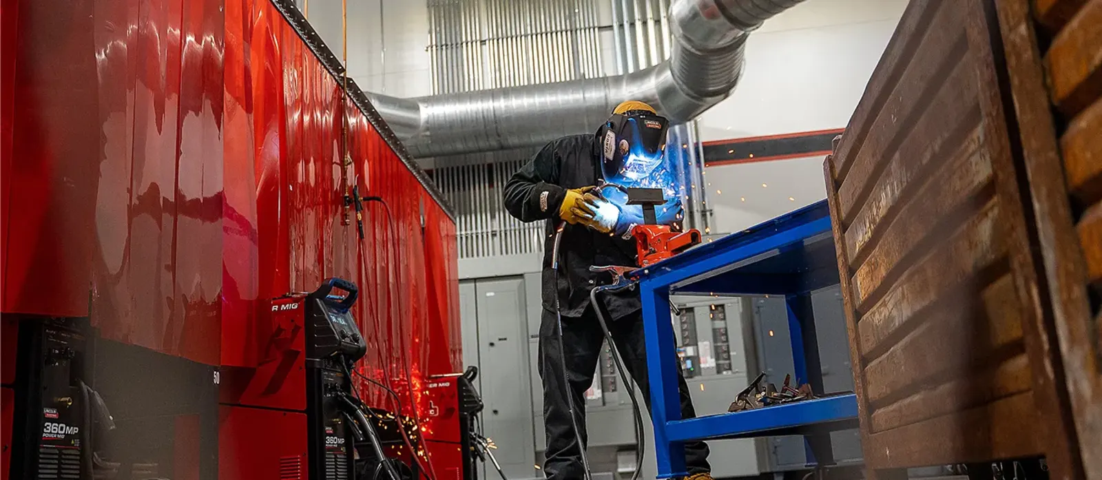 WELDING SCHOOL NEAR GARLAND, TX