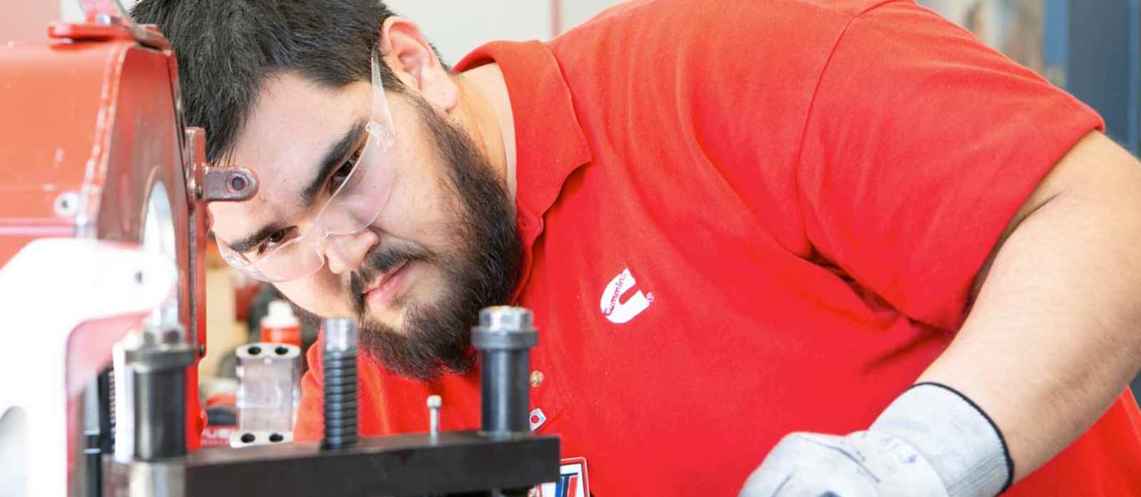 Diesel Mechanic Job Opportunities and Career Outlook