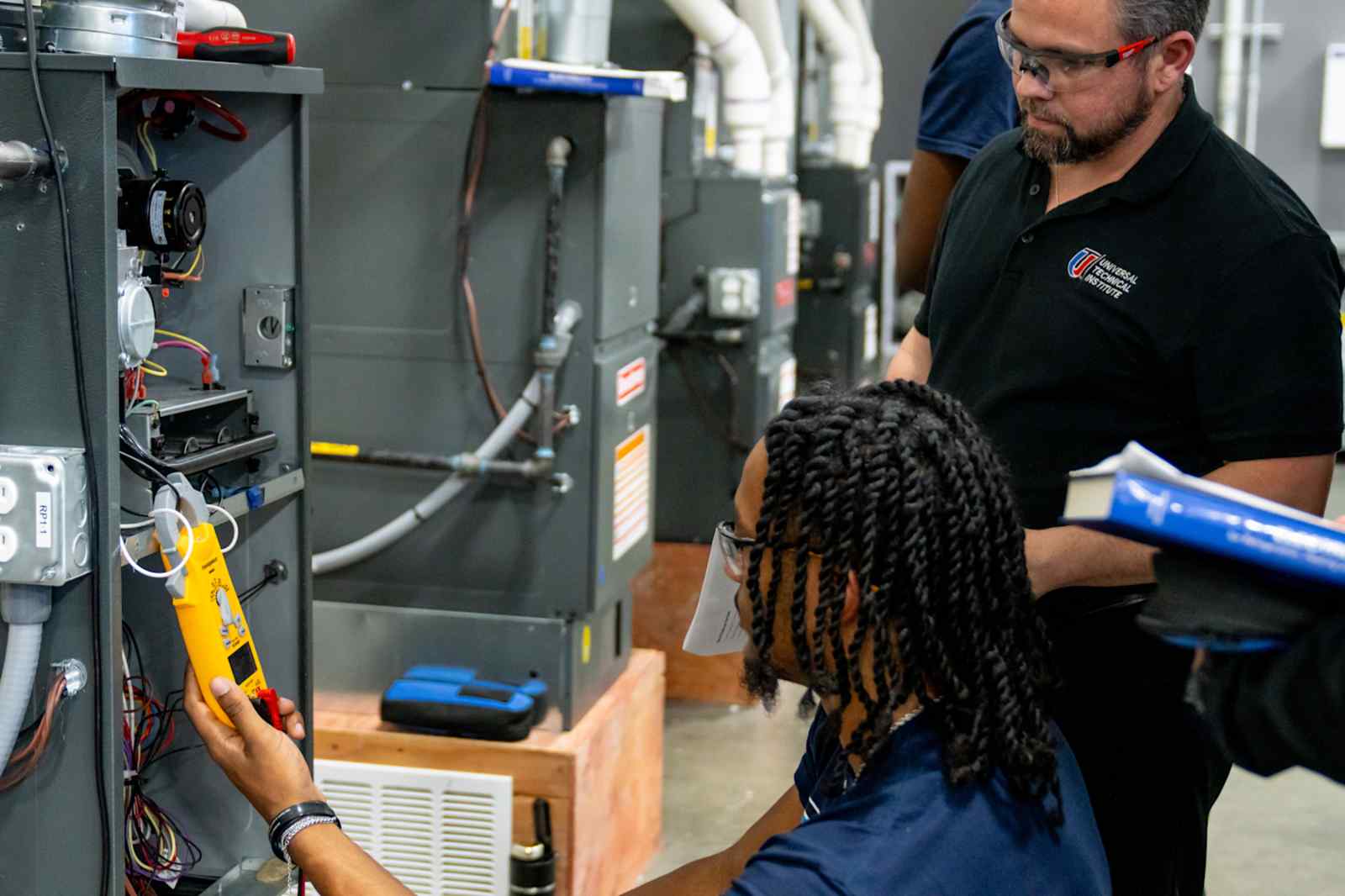 Essential HVACR Tools for Today’s Technicians