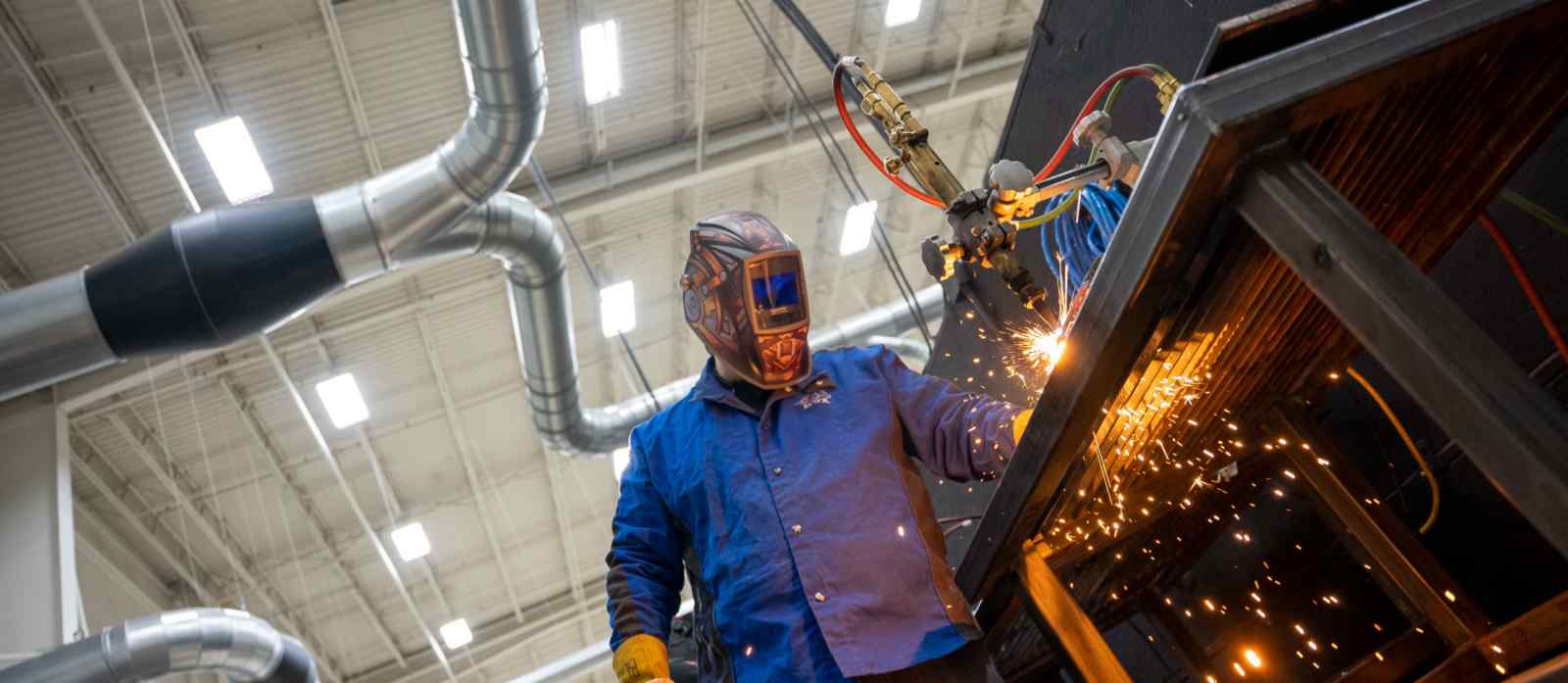 PREPARE FOR A WELDING CAREER NEAR PEARLAND, TEXAS