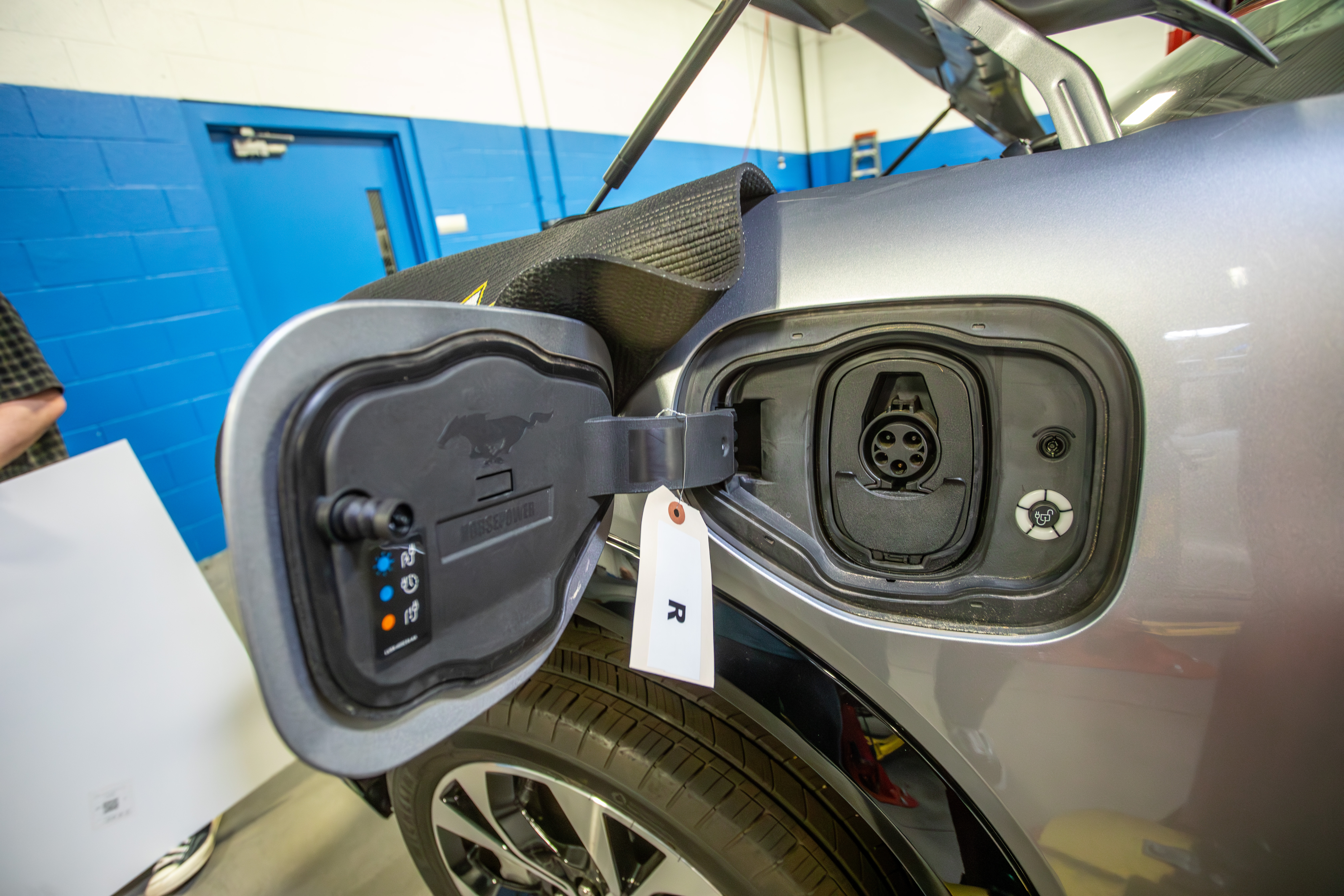 Preparing for EV Diagnostics: Skills and Tools for EV Mechanics | UTI