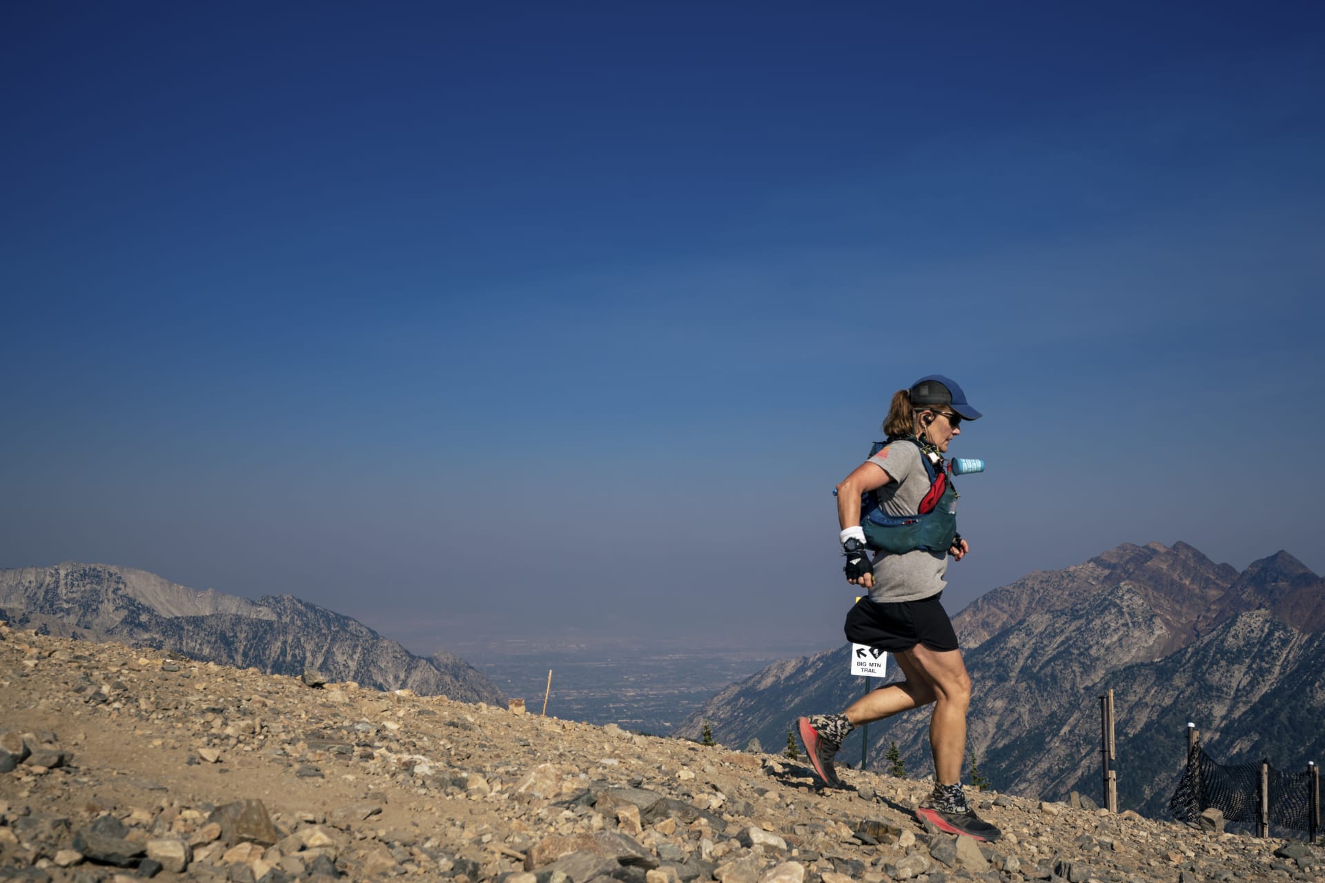 Speedgoat runner clearance