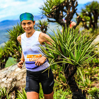 Utmb 219 runners hotsell