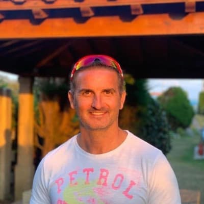 JAVIER ROBLES MARTINEZ