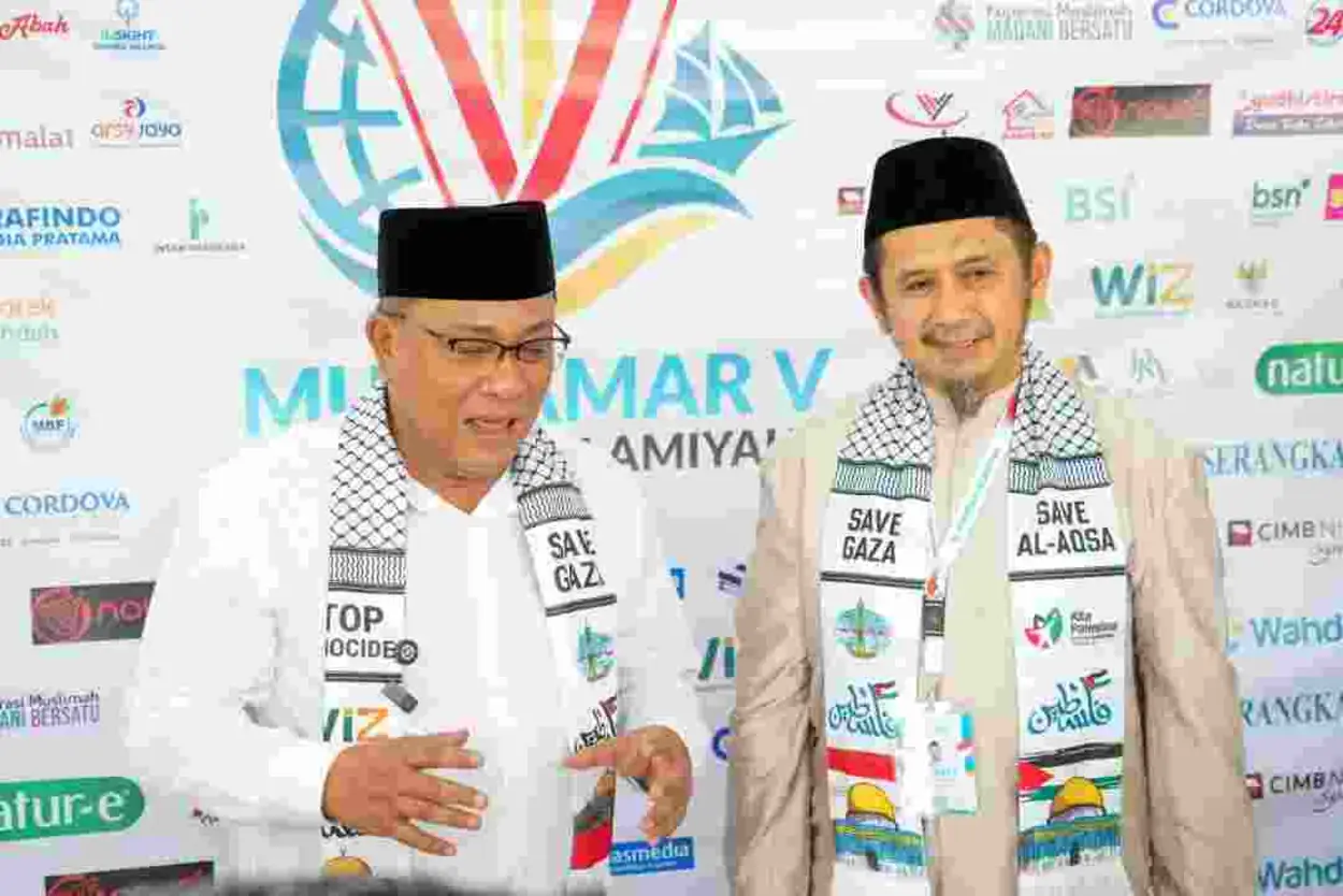 Menteri LH Gandeng Wahdah Islamiyah Gelorakan Tobat Ekologis, Jadikan Dakwah Pelindung Alam Menteri LH Gandeng Wahdah Islamiyah Gelorakan Tobat Ekologis, Jadikan Dakwah Pelindung Alam
