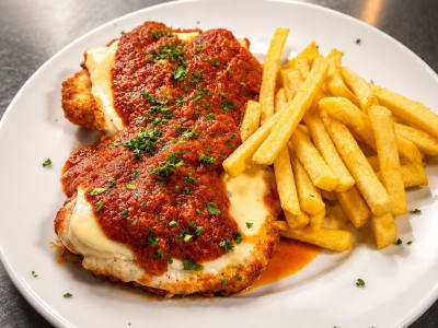 Schnitzel „Bolognese „