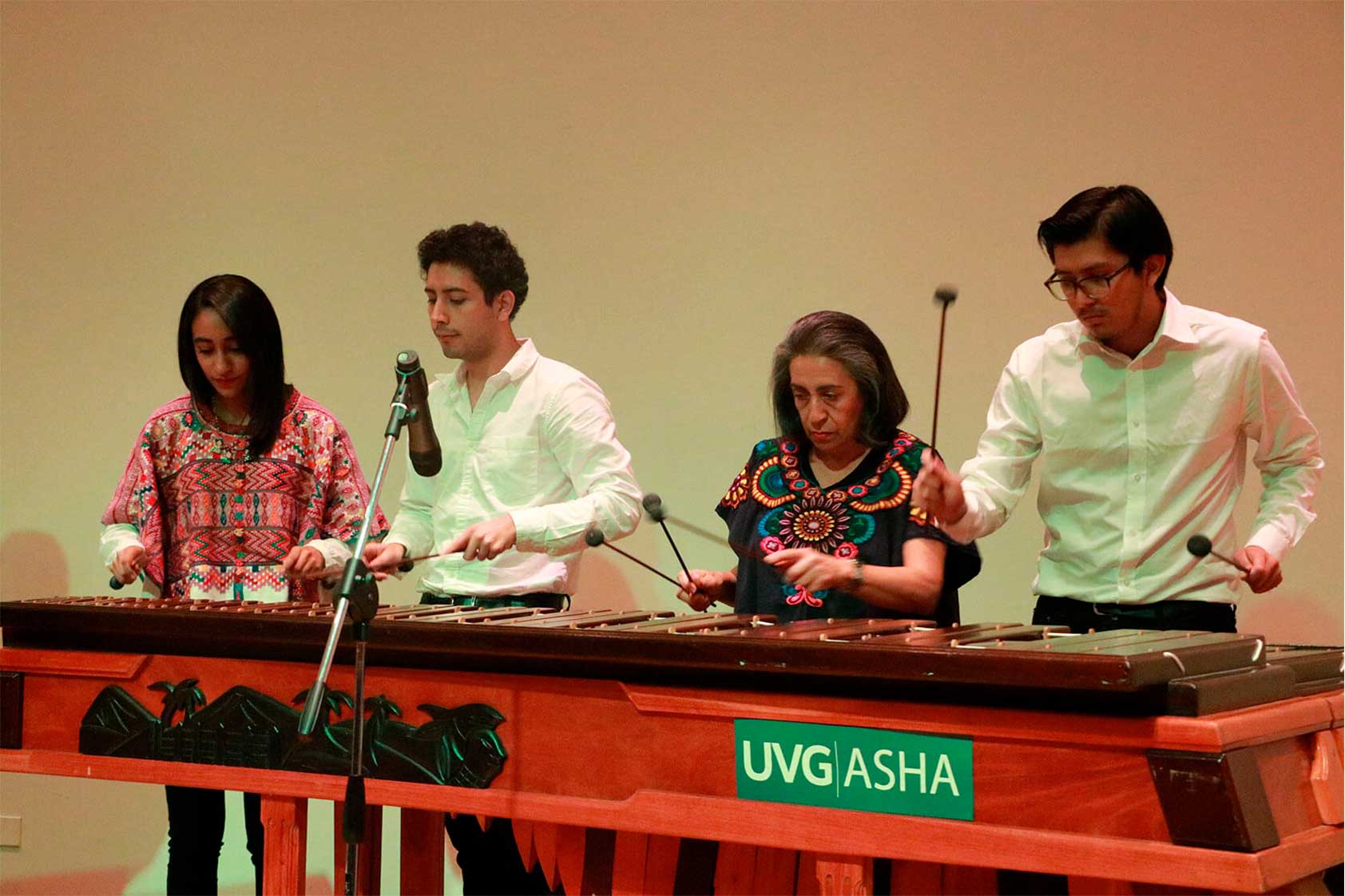 Clubes artísticos de Universidad del Valle de Guatemala cierran 2018 con gala