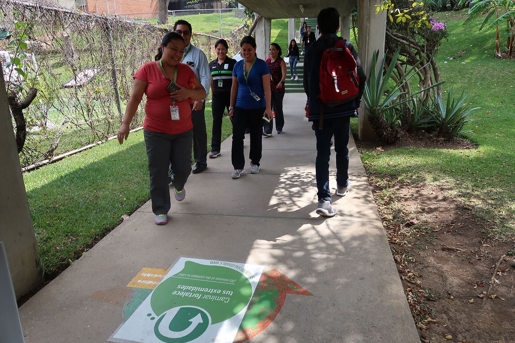 ¿A cuántos pasos estás de una vida plena? Acepta el reto
