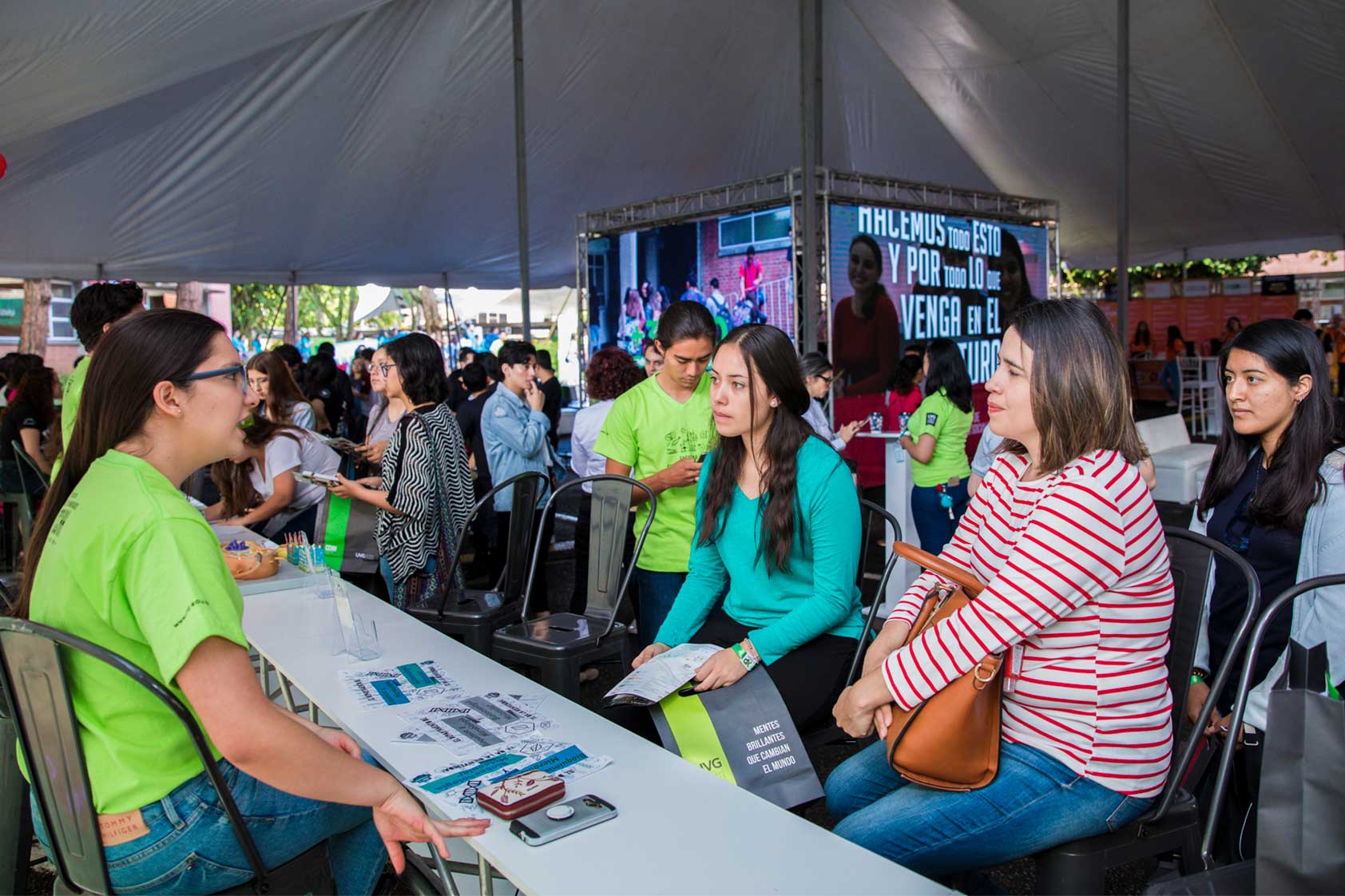UVG recibió a más de 2,000 visitantes en su Experiencia 2019