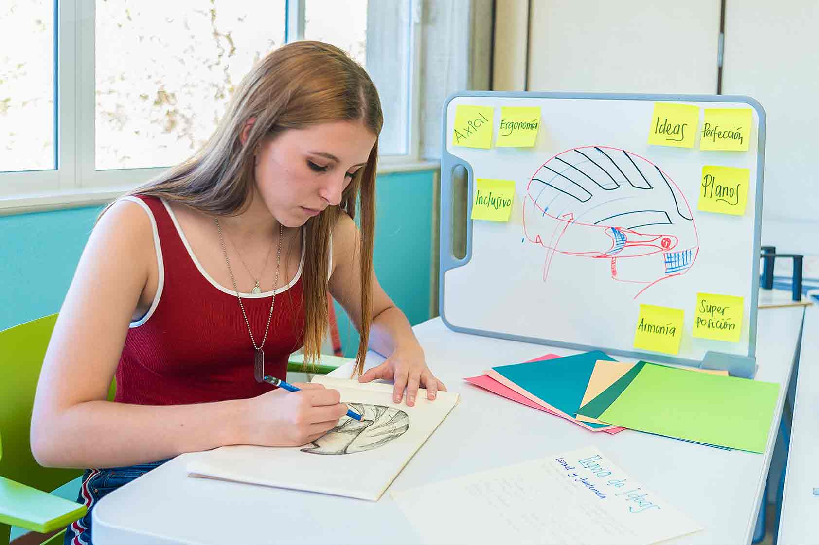 Un compromiso con la calidad: acreditaciones UVG Un compromiso con la calidad: acreditaciones UVG