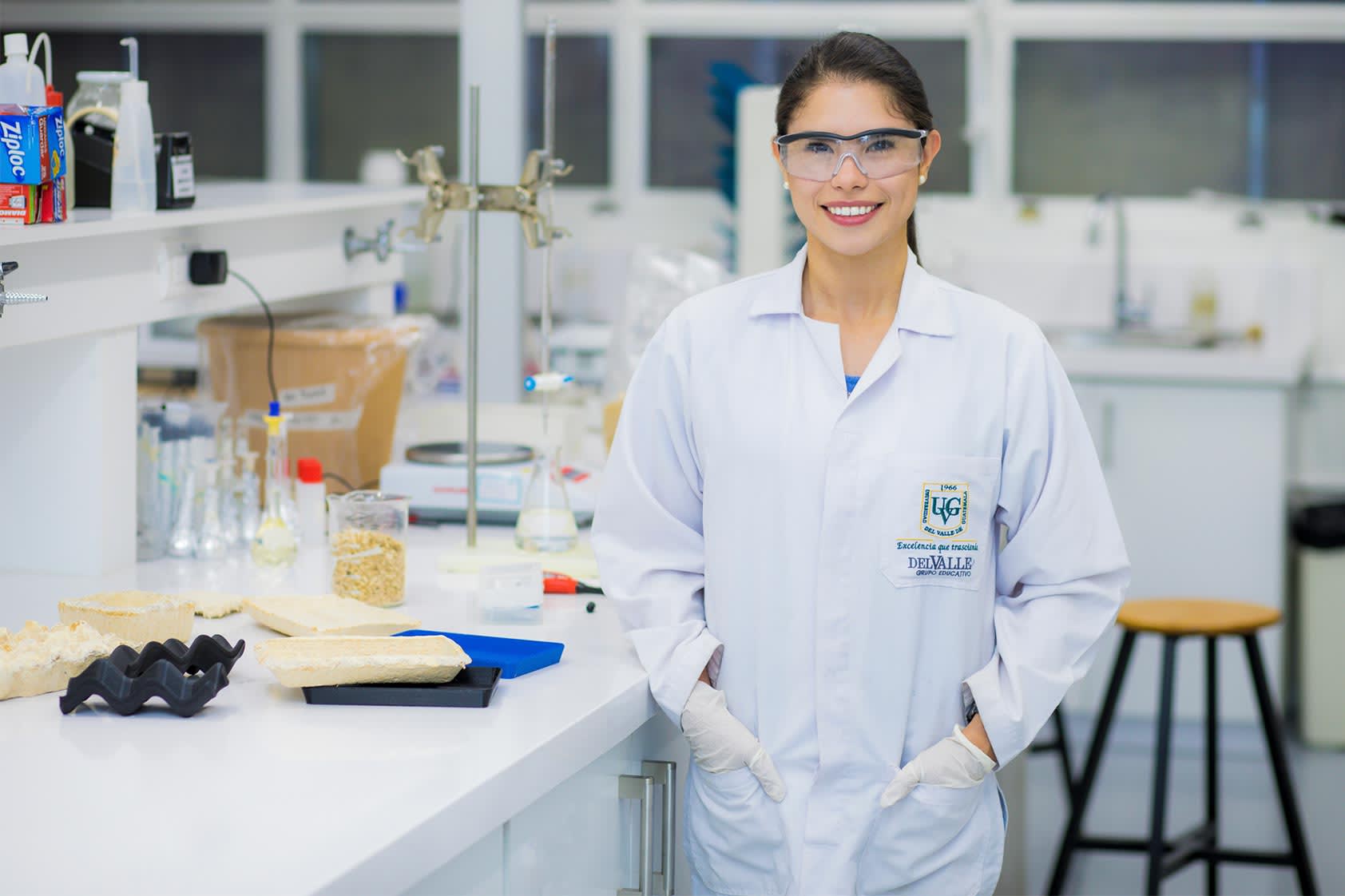 Astrid Ortega y su estudio sobre empaques a base hongos para alimentos