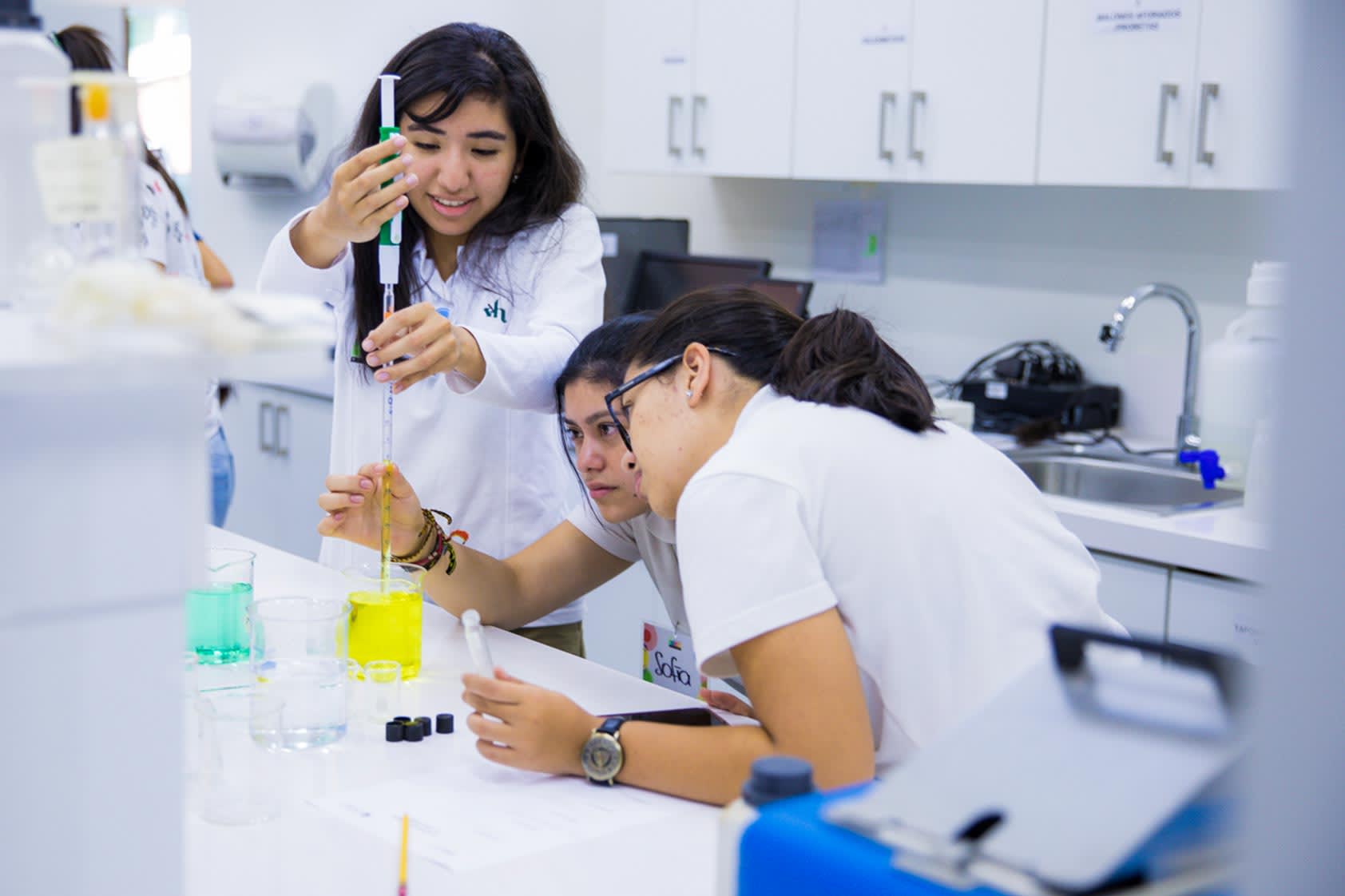 ¡En UVG nos unimos para celebrar el día Internacional de la Mujer en la Ingeniería!
