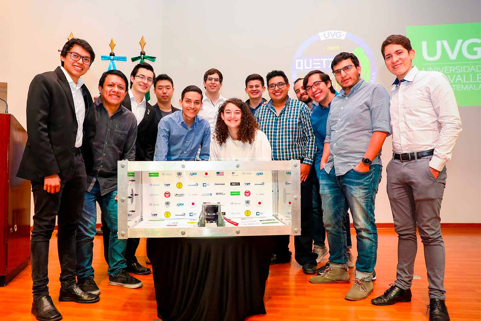 Equipo de Quetzal-1 es un reflejo del poder de los jóvenes en la ciencia