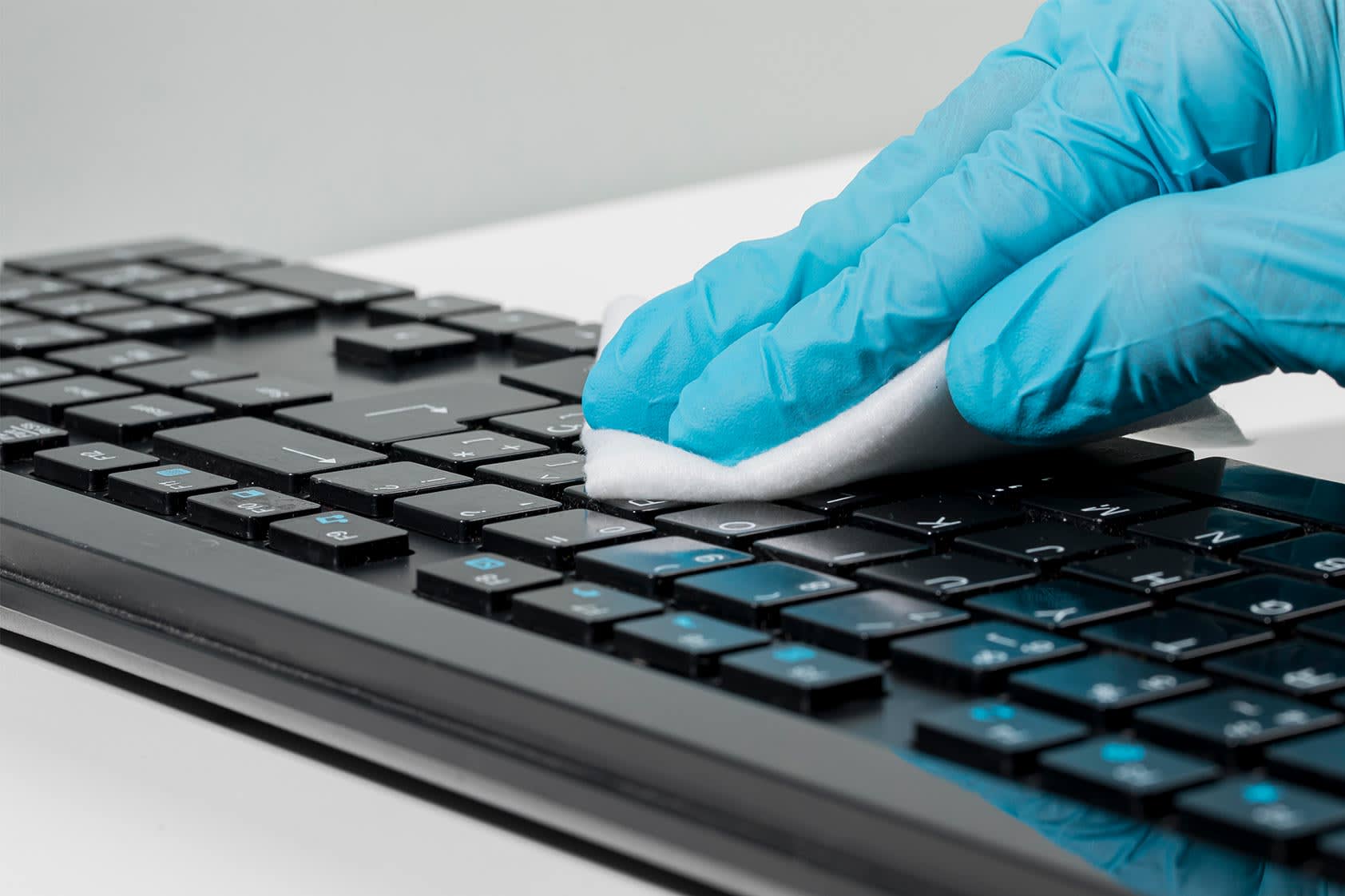 Limpieza en la oficina Limpieza en la oficina