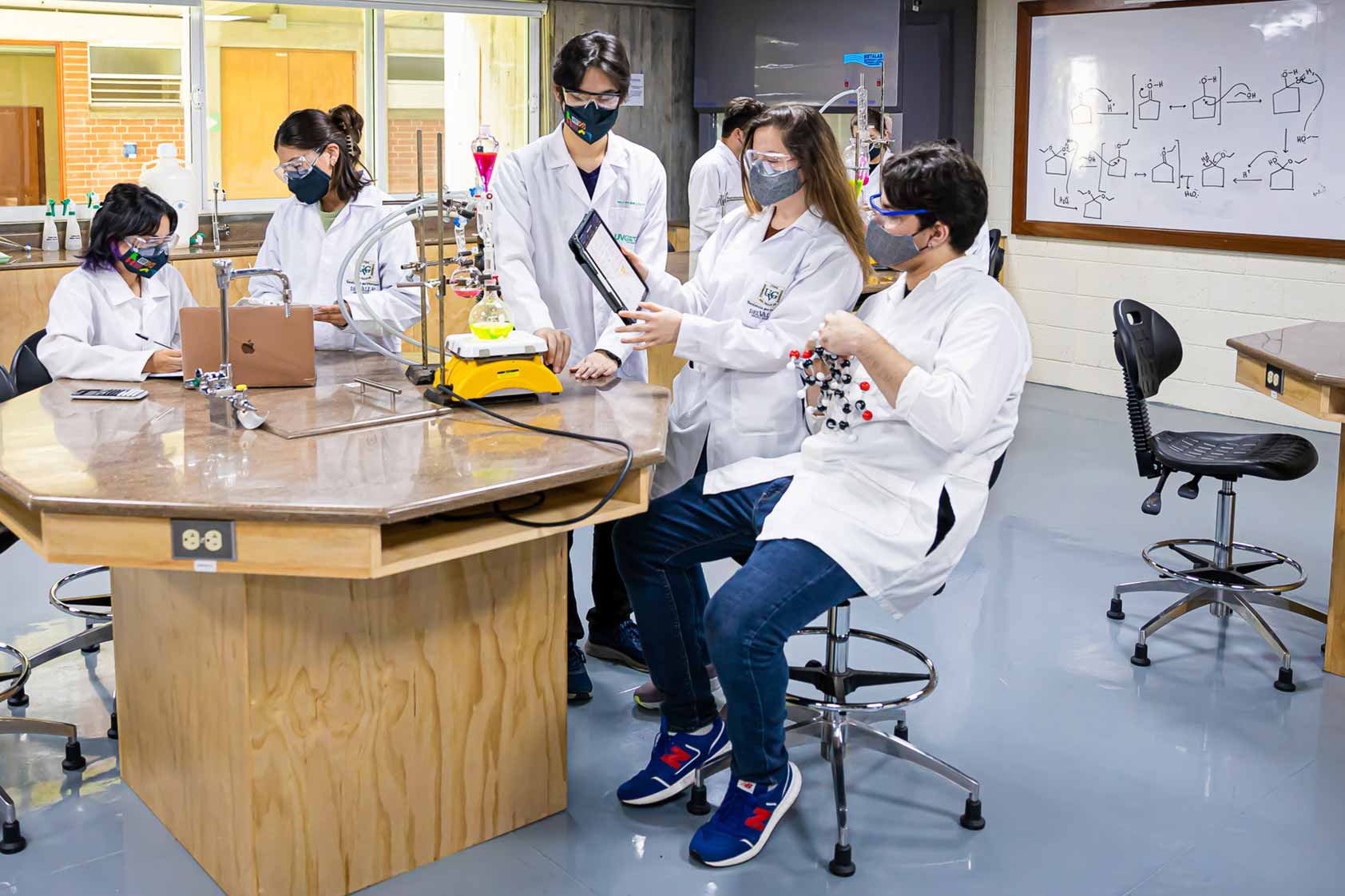 ¡La quimica está en todo! ¡La quimica está en todo!