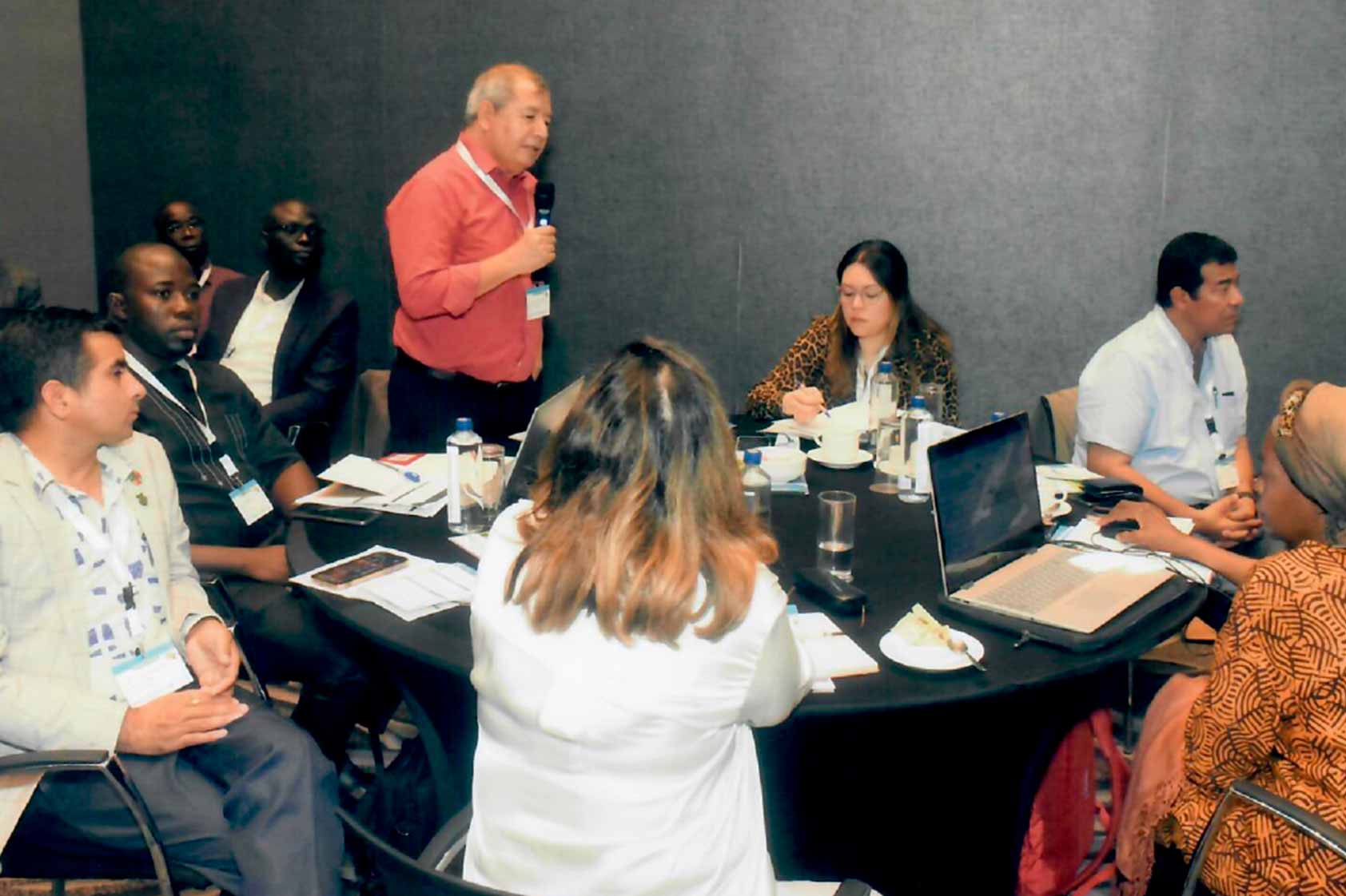 Participación importante del CEAA en reunión internacional de horticultura Participación importante del CEAA en reunión internacional de horticultura