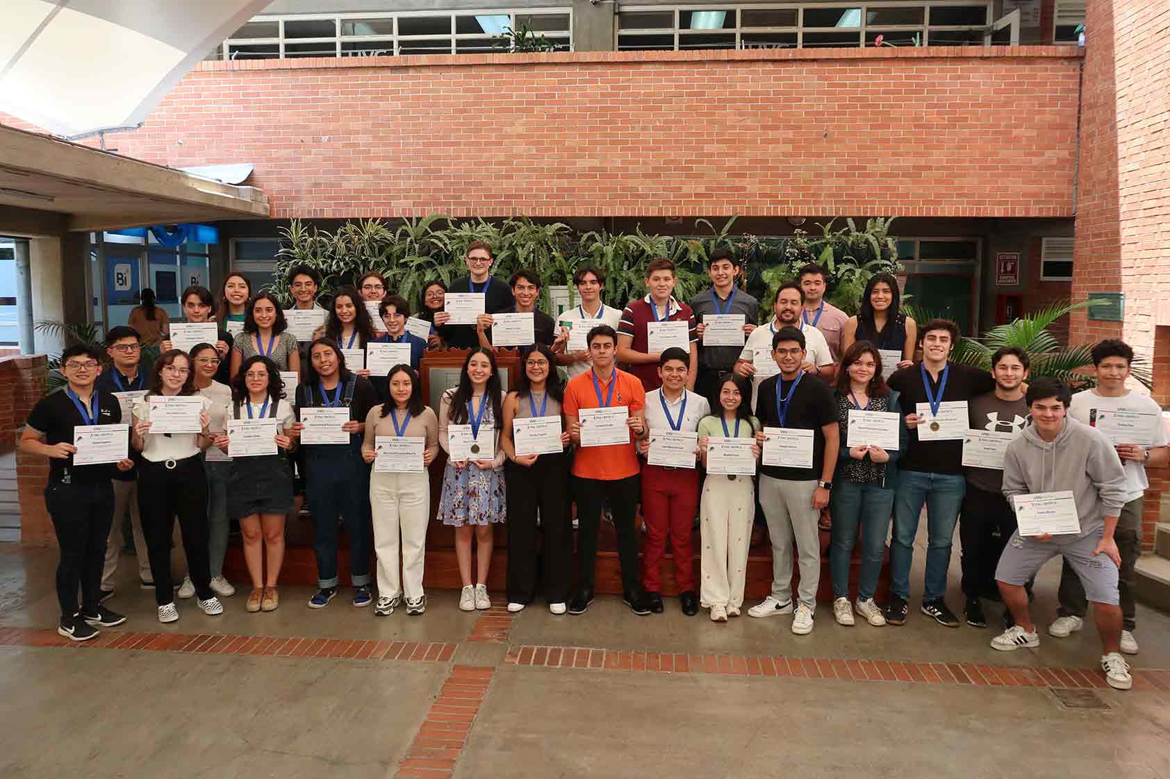 Talento y creatividad en la X Feria Científica