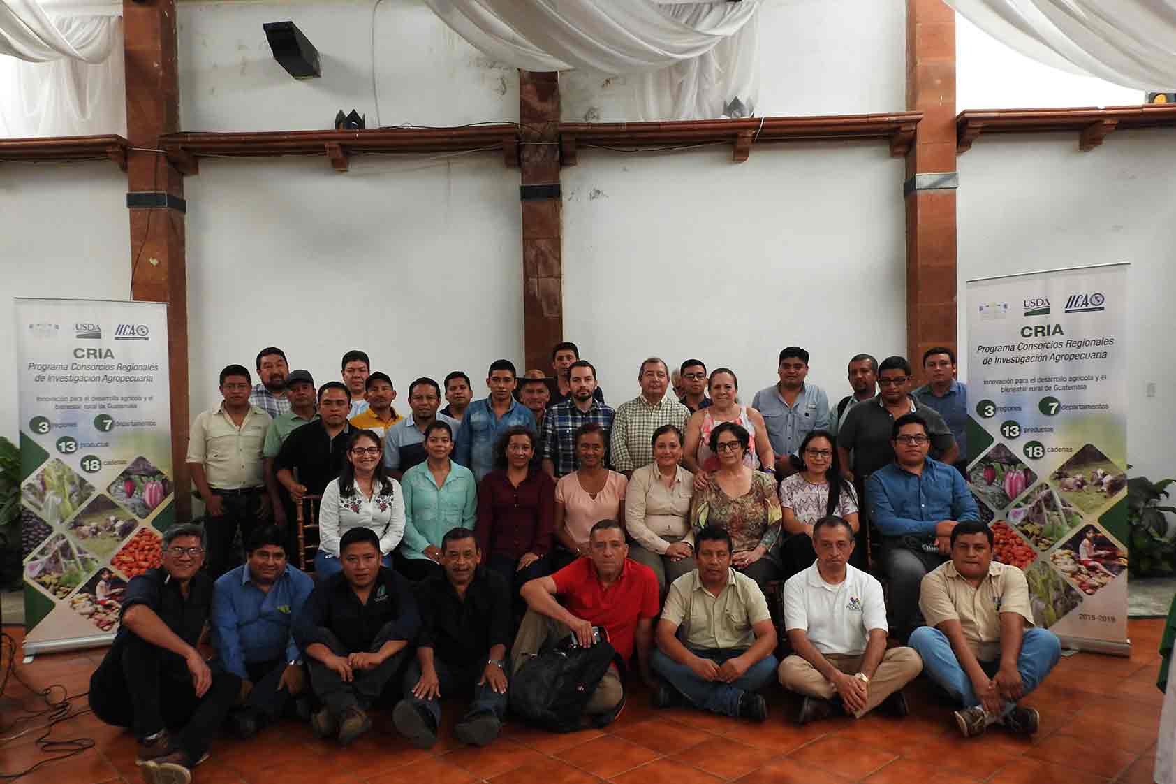 ¡UVG y CEAA presentan avances sobre las cadenas de valor del cacao y el cardamomo!
